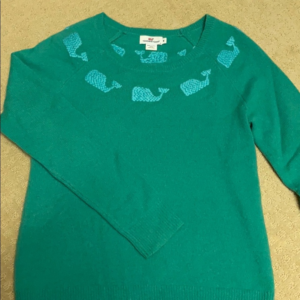 Vineyard vines sweater